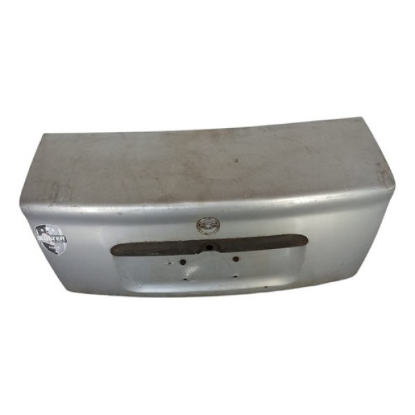 Tampa Traseira Corsa Classic 98 A 2005 Furo Cilindro Centro