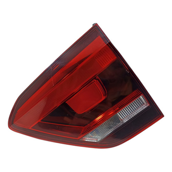 Lanterna Traseira Direita Fox 2015 A 2022 Fume (mala) Direito/passageiro Vermelho