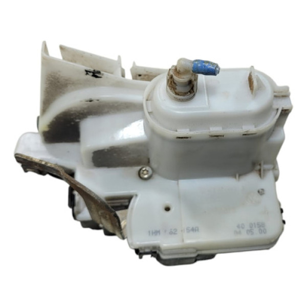 Fechadura Traseira Direita Vacuo Polo Classic Cod 1hm862154a